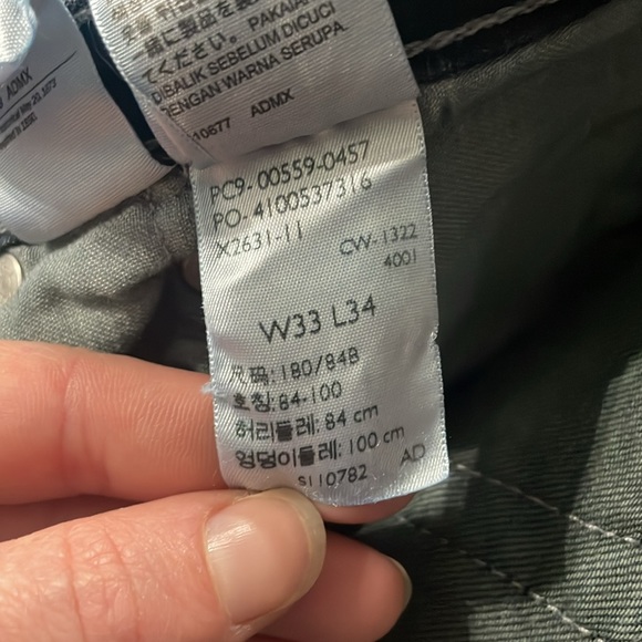 Men’s Levi Jeans - Picture 8 of 8